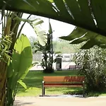 Кемпинг Happy Camp Mobile Homes In La Vecchia Torre Галлиполи
